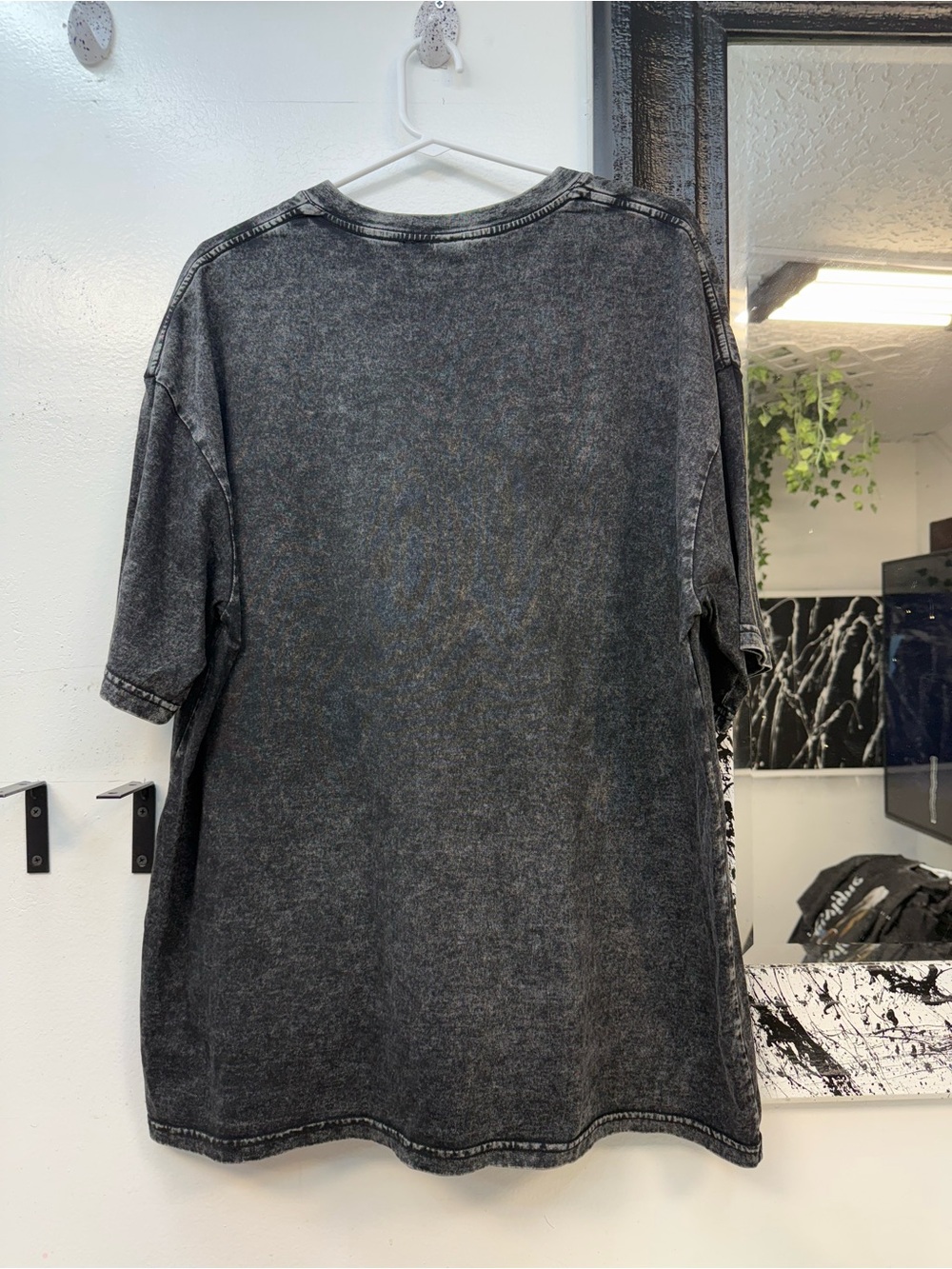 Taylor Swift Black Acid wash Tee with Blue & Red Dual Portraits - Picture 3 of 4
